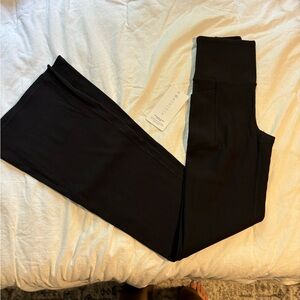 Athleta Salutation Stash Rib Flare NWT